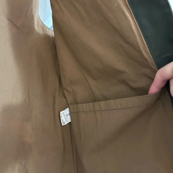 Arpenteur Olive Green Utility Vest, Size M - Picture 5 of 6